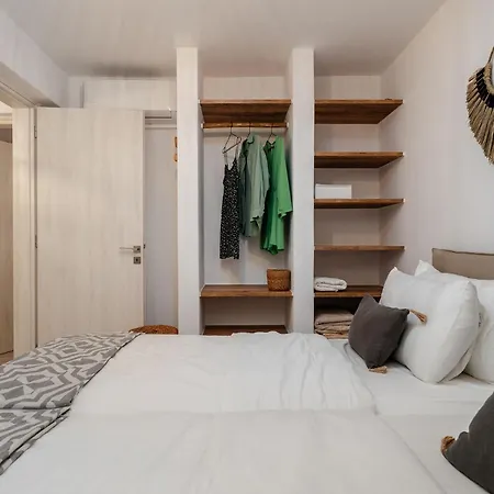 Maison Solea, Villa Pláka