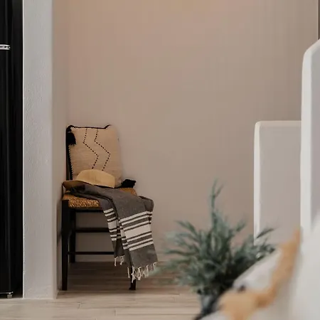 Maison Solea, Plaka Villa